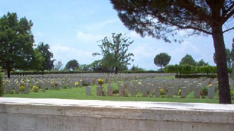 Cassino War Cemetery-14