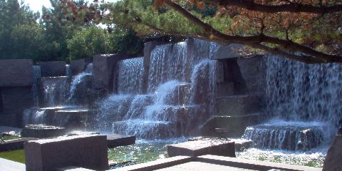  Roosevelt Monument